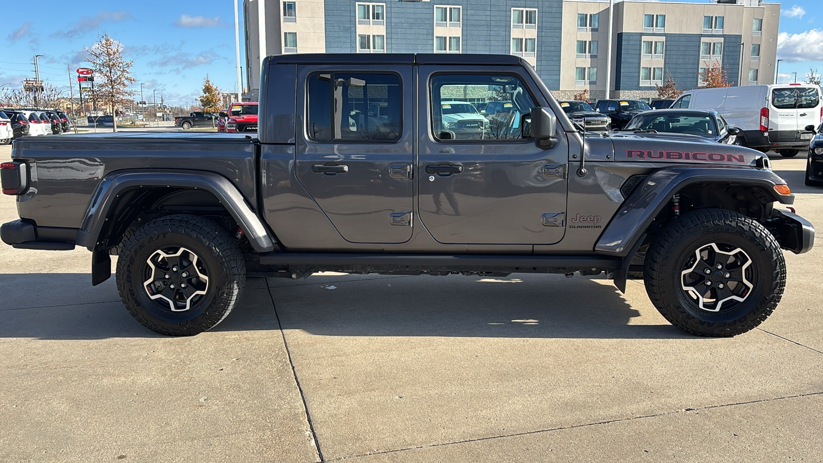 2022 Jeep Gladiator Rubicon photo 2