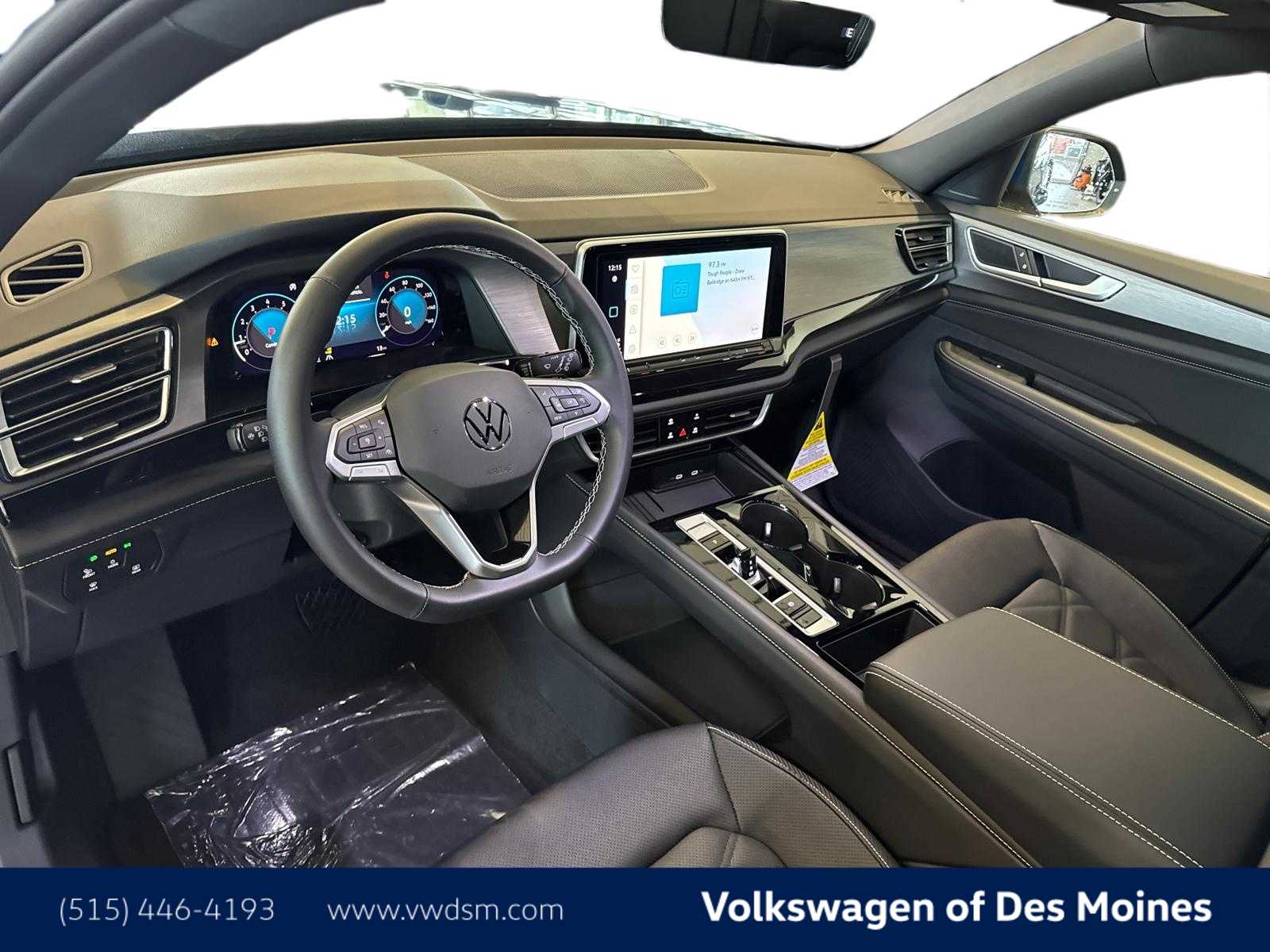 2025 Volkswagen Atlas Cross Sport SE Technology photo 2