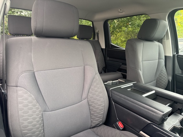 2022 Toyota Tundra SR5 photo 14