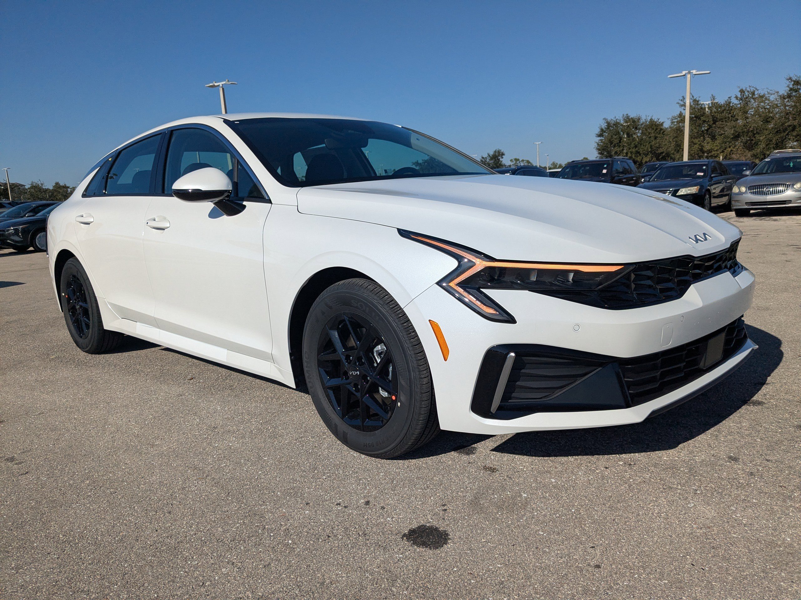 2026 Kia K5 LXS photo 2