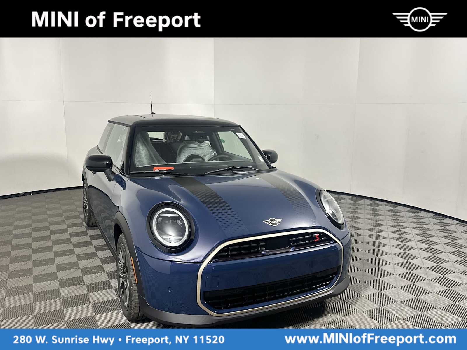 2026 MINI Hardtop 2 Door S's photo