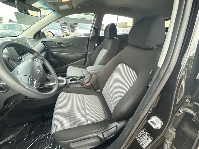 2023 Hyundai Kona SE photo 11