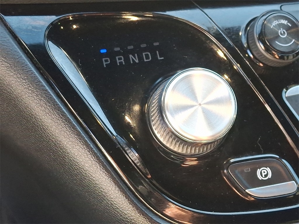 2018 Chrysler Pacifica Touring Plus photo 22