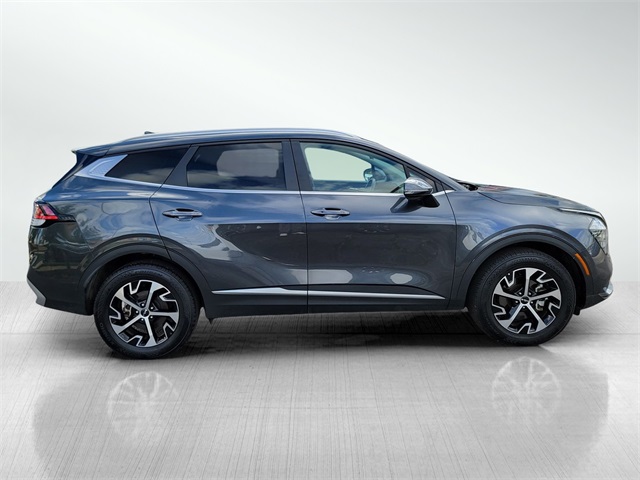2024 Kia Sportage EX photo 2