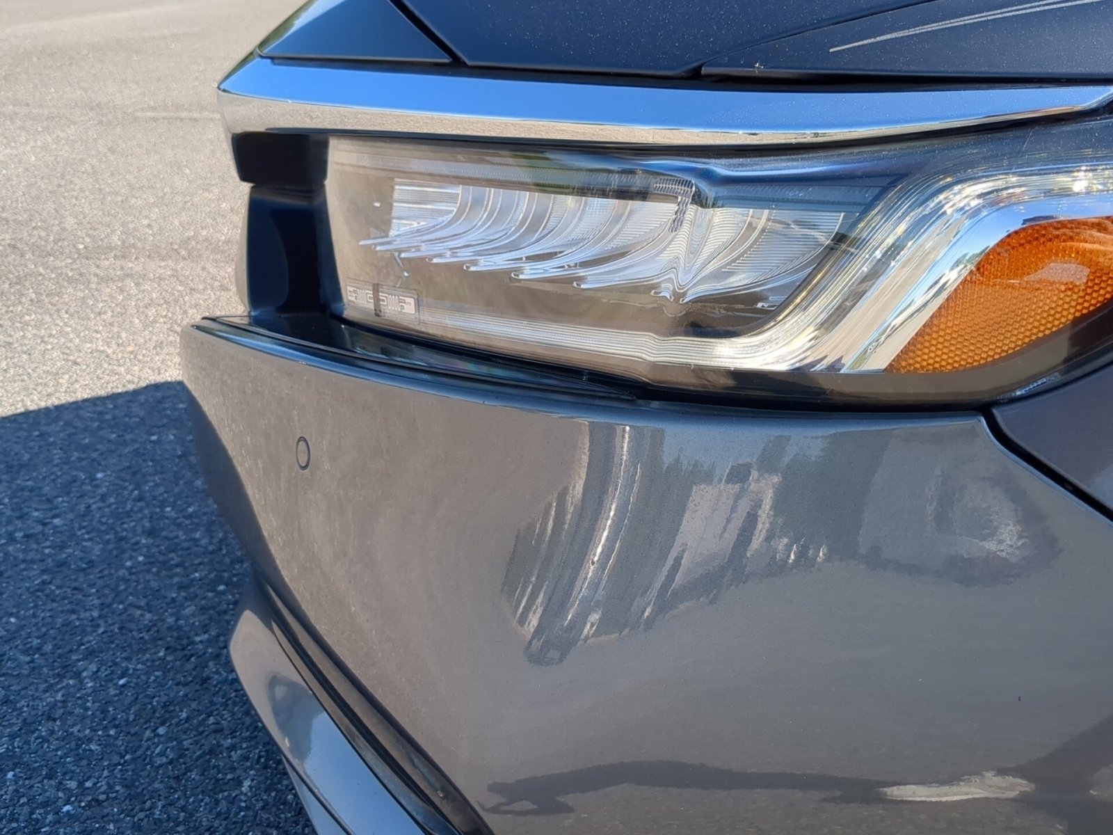2018 Honda Accord Touring 2.0T photo 34