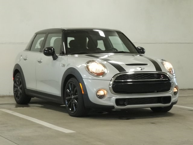 2018 Mini Cooper 4 Door S Hardtop photo 3