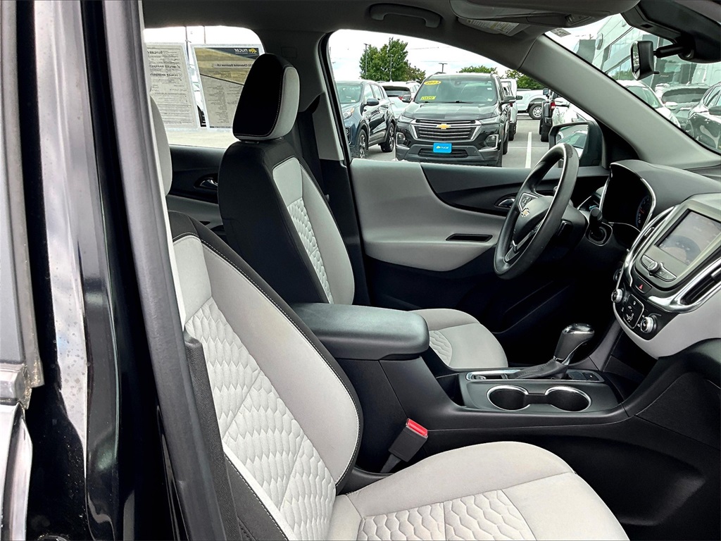 2021 Chevrolet Equinox LS photo 11
