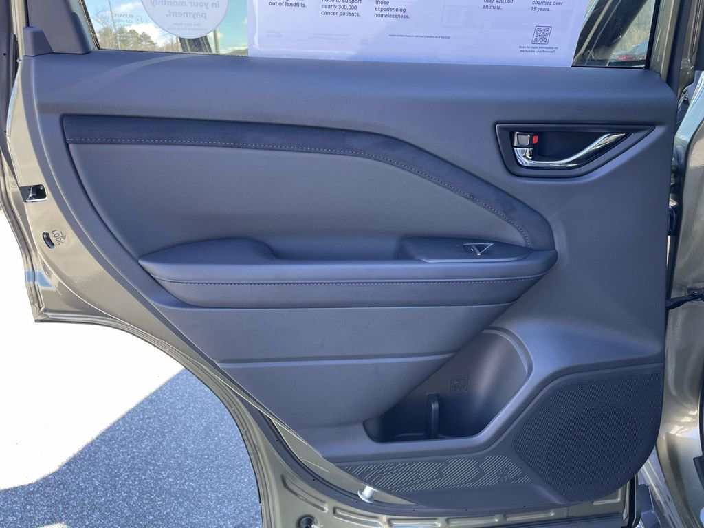 2025 Subaru Forester Limited photo 2