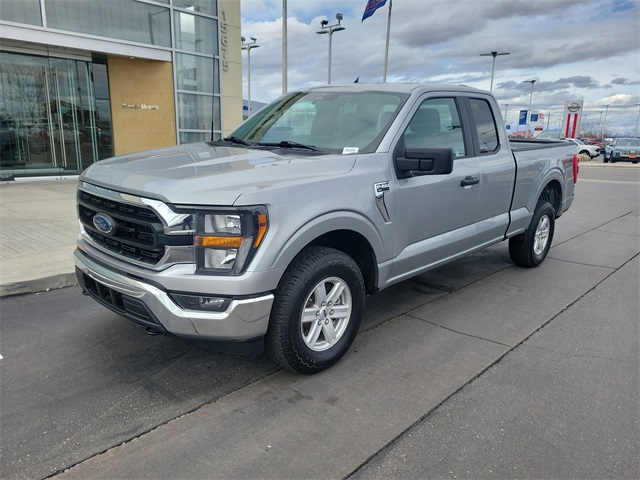 2023 Ford F-150 XLT photo 2