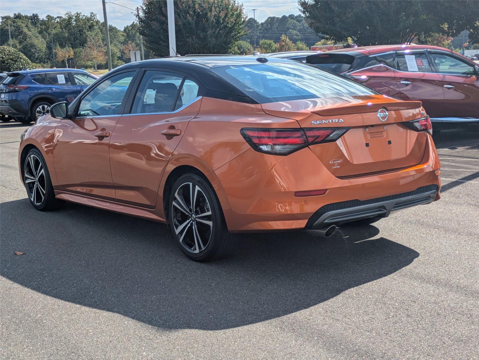 2023 Nissan Sentra SR photo 7