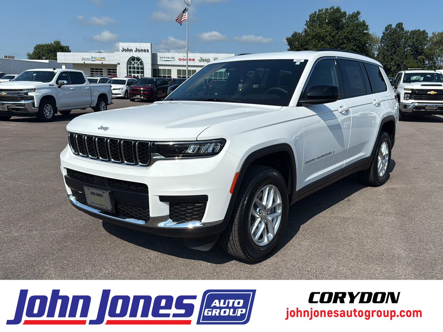 2025 Jeep Grand Cherokee L Laredo's photo