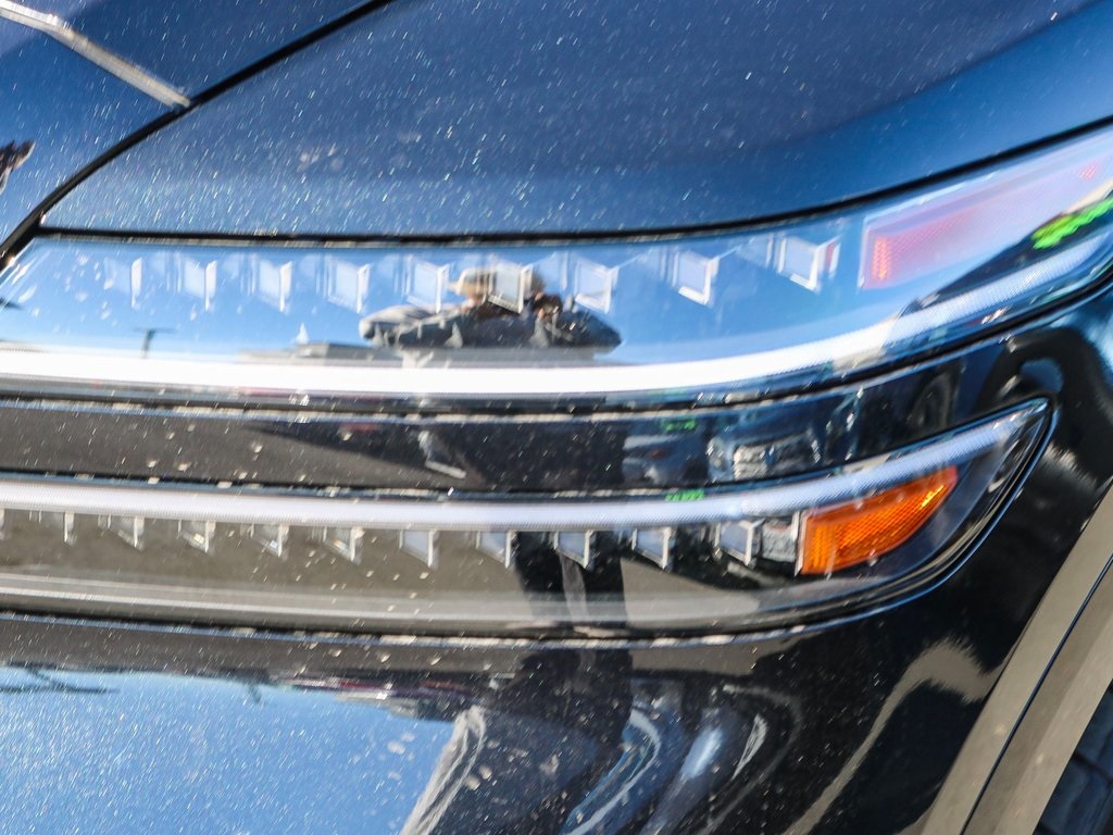 2025 Genesis GV80 3.5T Prestige AWD photo 4