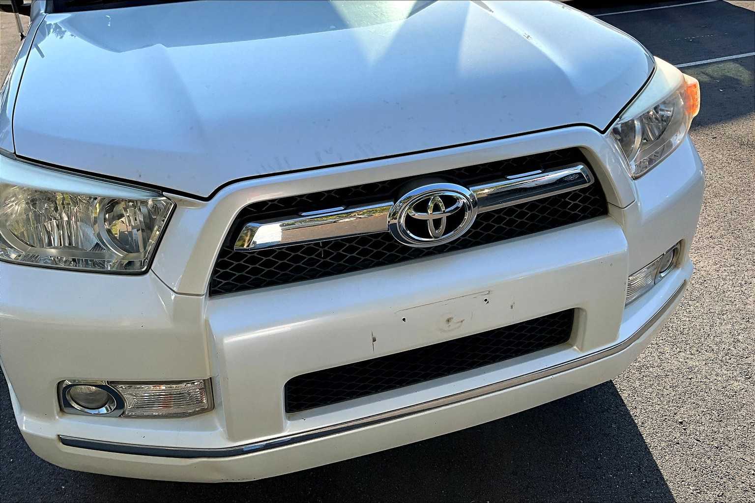 2012 Toyota 4Runner SR5 photo 26