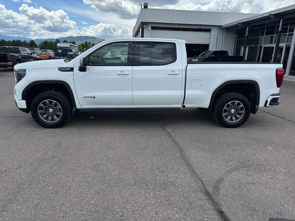 2024 GMC Sierra 1500 AT4's photo