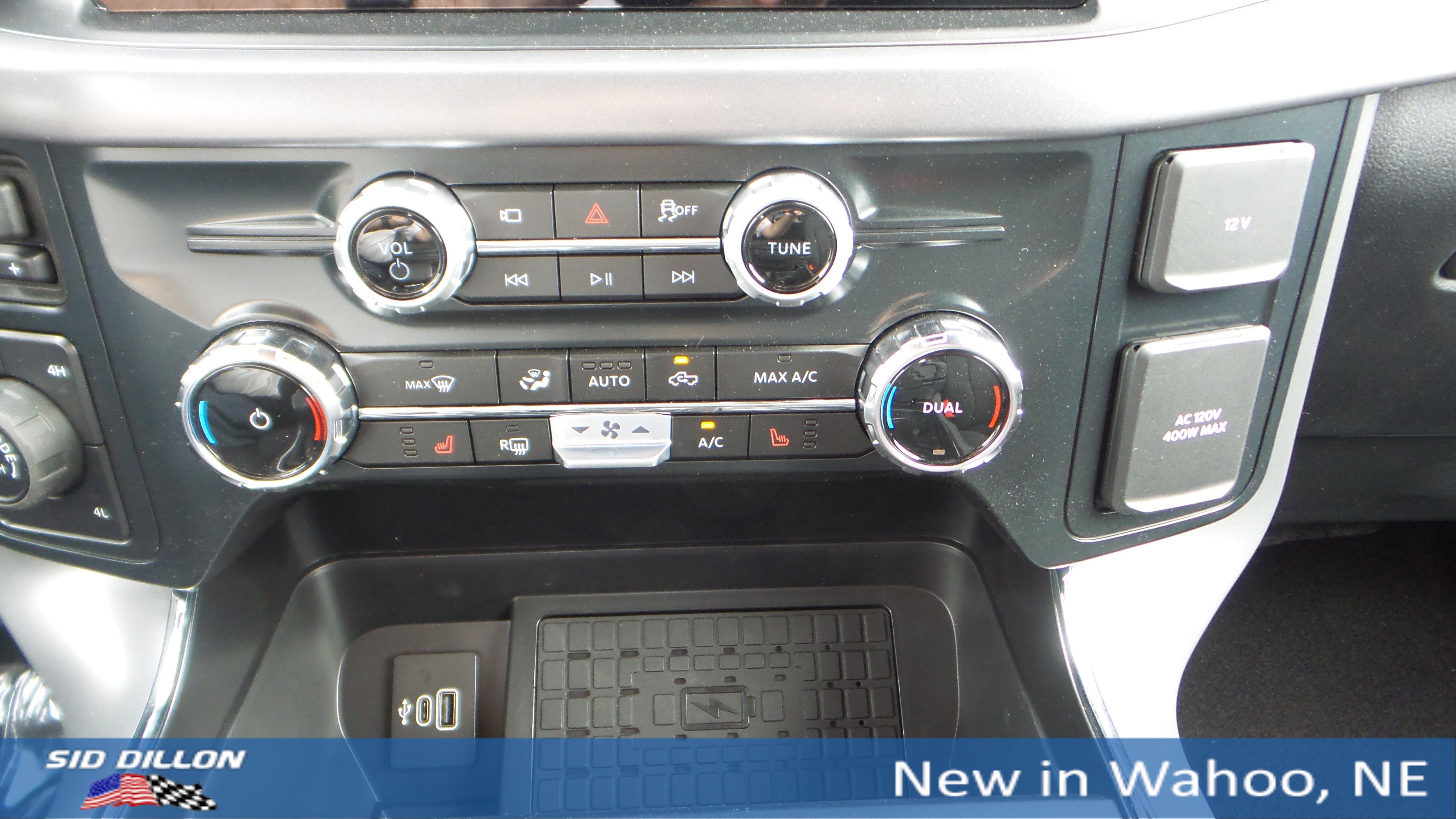 2025 Ford F-150 XLT photo 12
