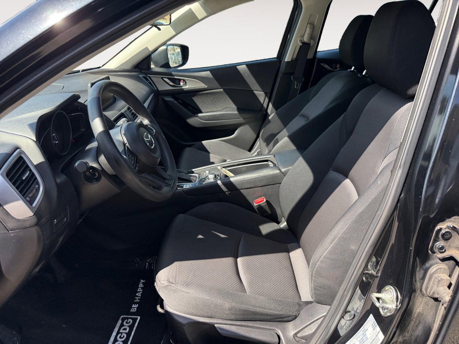 2017 Mazda Mazda3 Sport photo 10