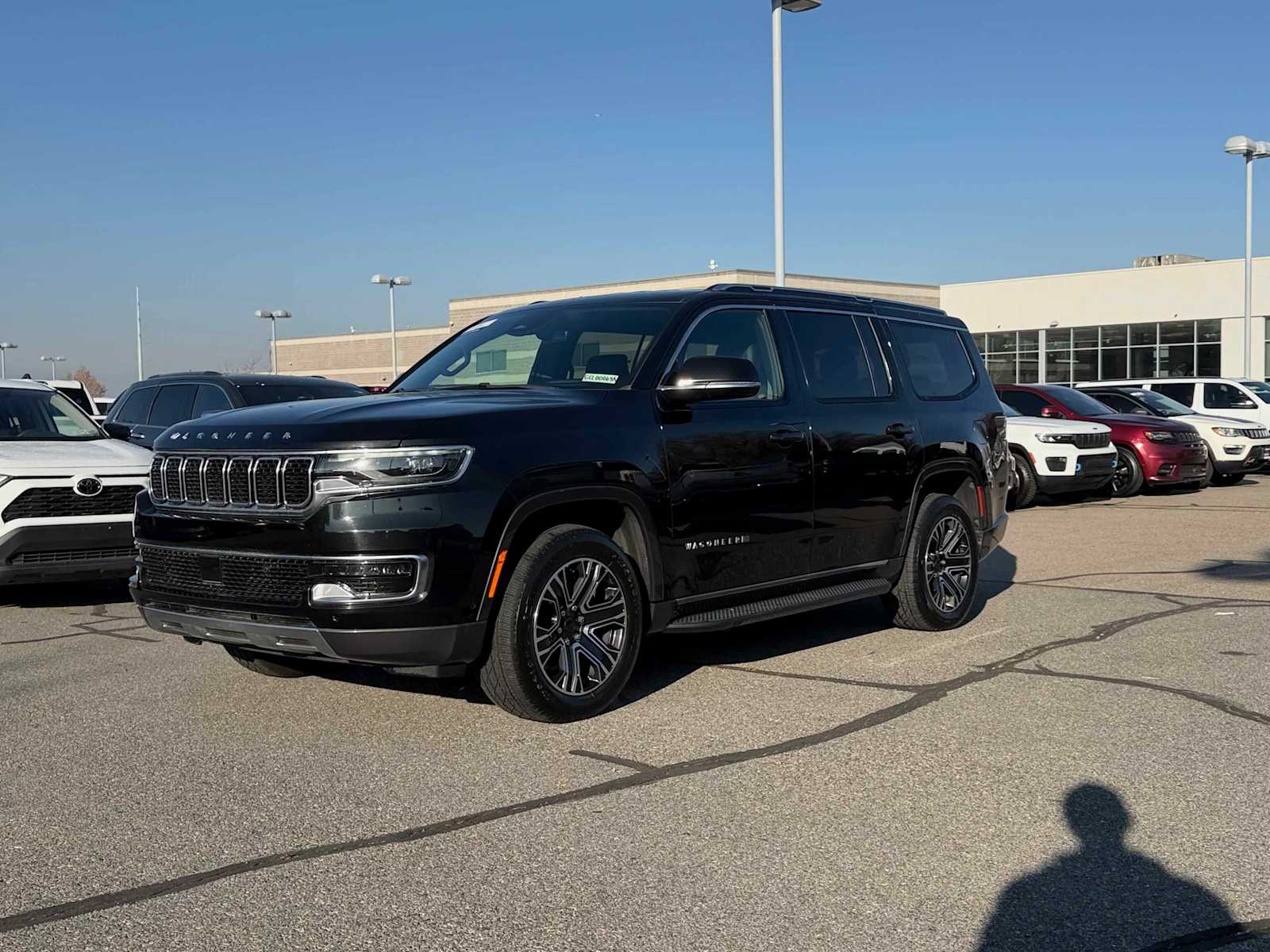 2022 Jeep Wagoneer Series III's photo