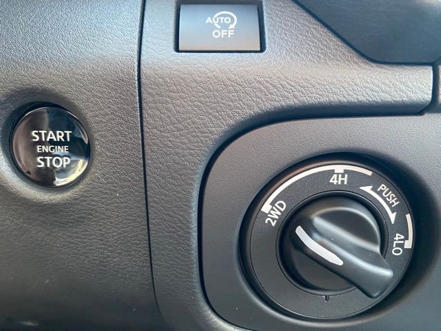 2026 Nissan Frontier SV photo 11