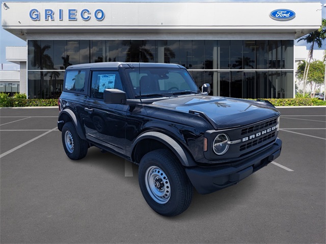 2025 Ford Bronco Base photo 2