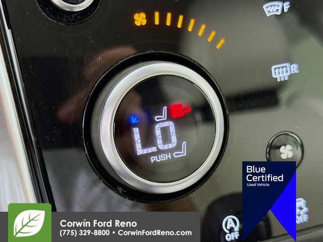 2020 Land Rover Discovery Sport S photo 29