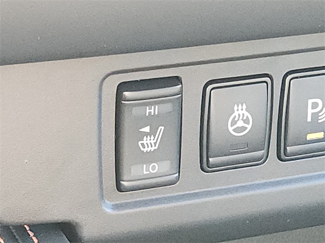 2026 Nissan Frontier Crew Cab PRO-4X photo 11