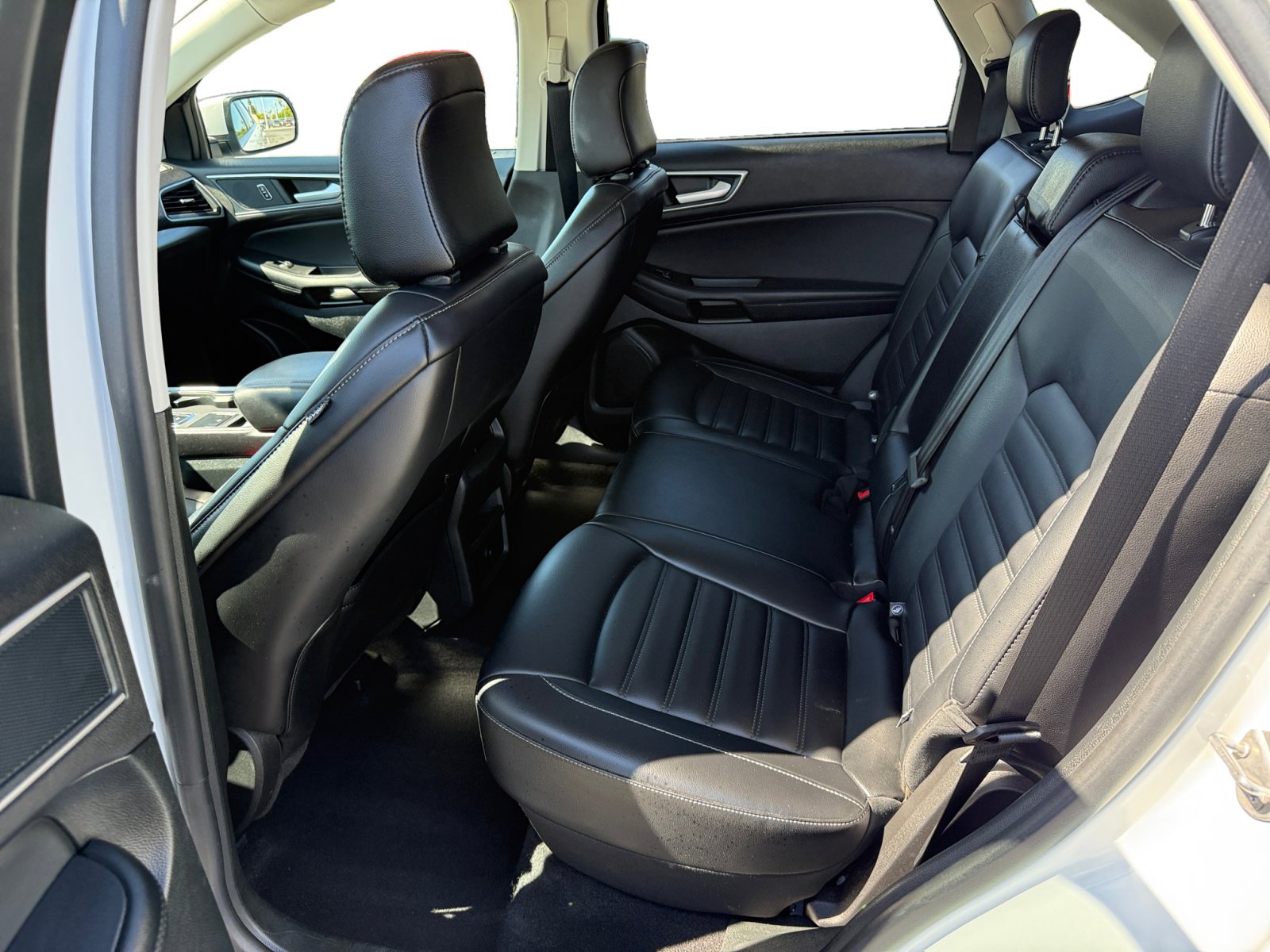 2024 Ford Edge SEL photo 16