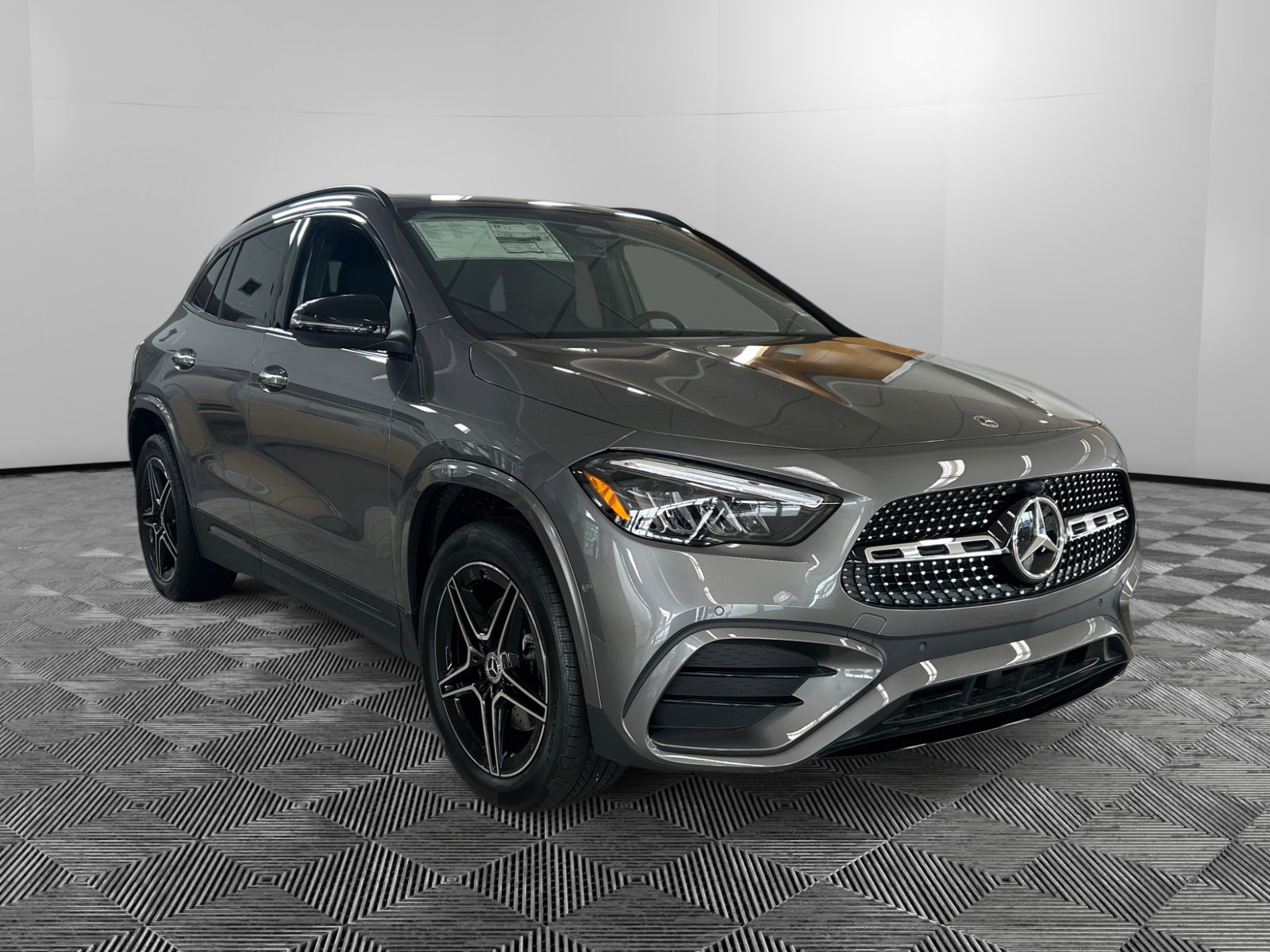 2025 Mercedes-Benz GLA GLA250's photo