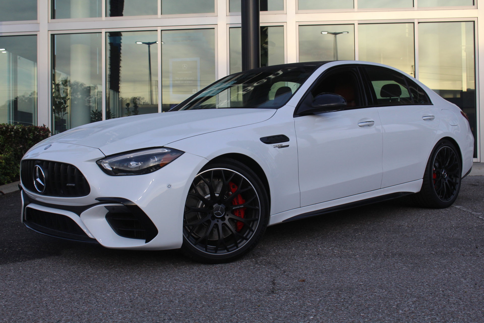 2025 Mercedes Benz C 63 S E PERFORMANCE photo 2