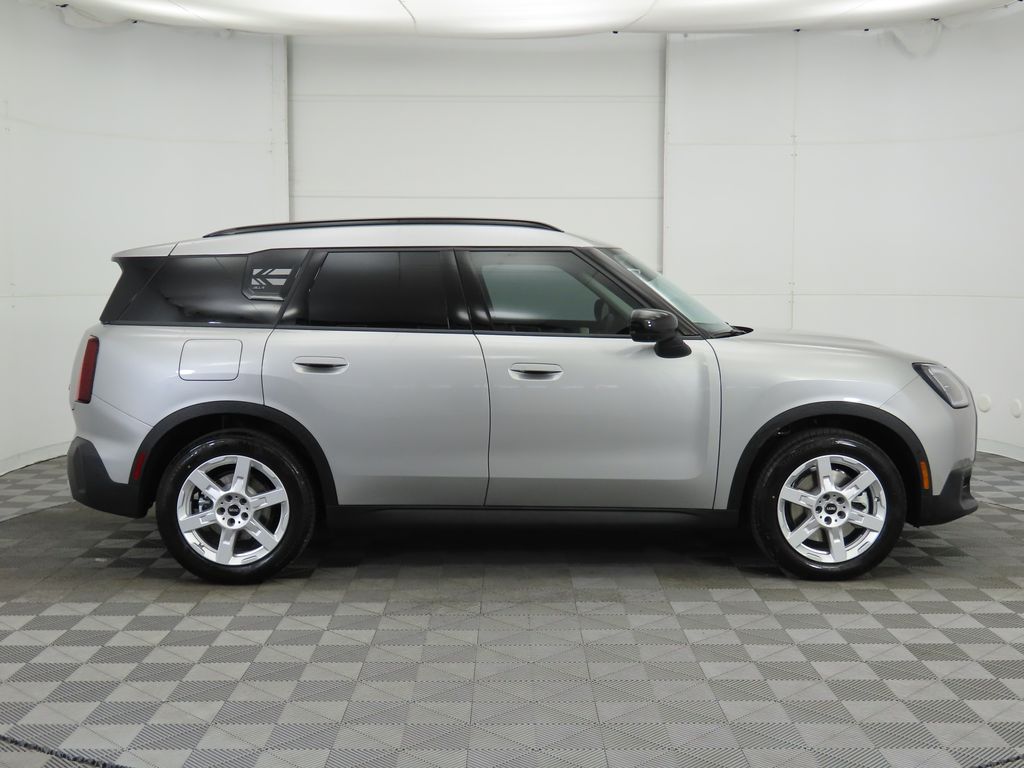 2025 Mini Cooper S ALL4 photo 4