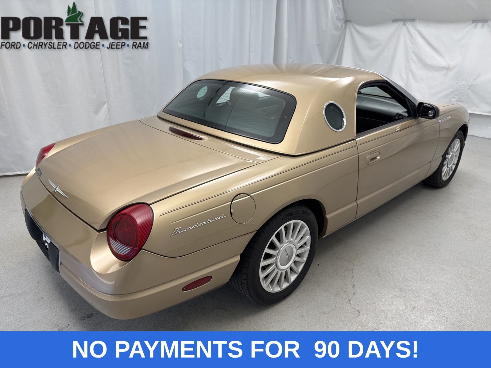 Used 2005 Ford Thunderbird Premium with VIN 1FAHP60A55Y104038 for sale in Portage, WI