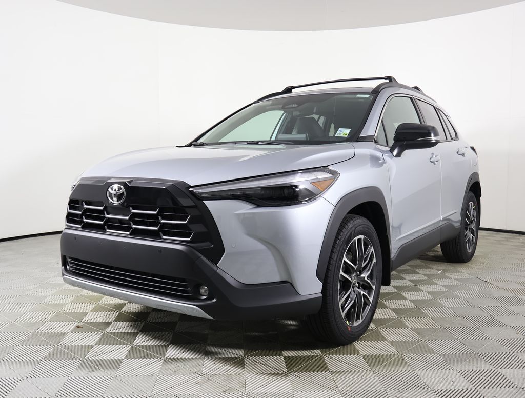 2026 Toyota Corolla Cross XLE photo 2