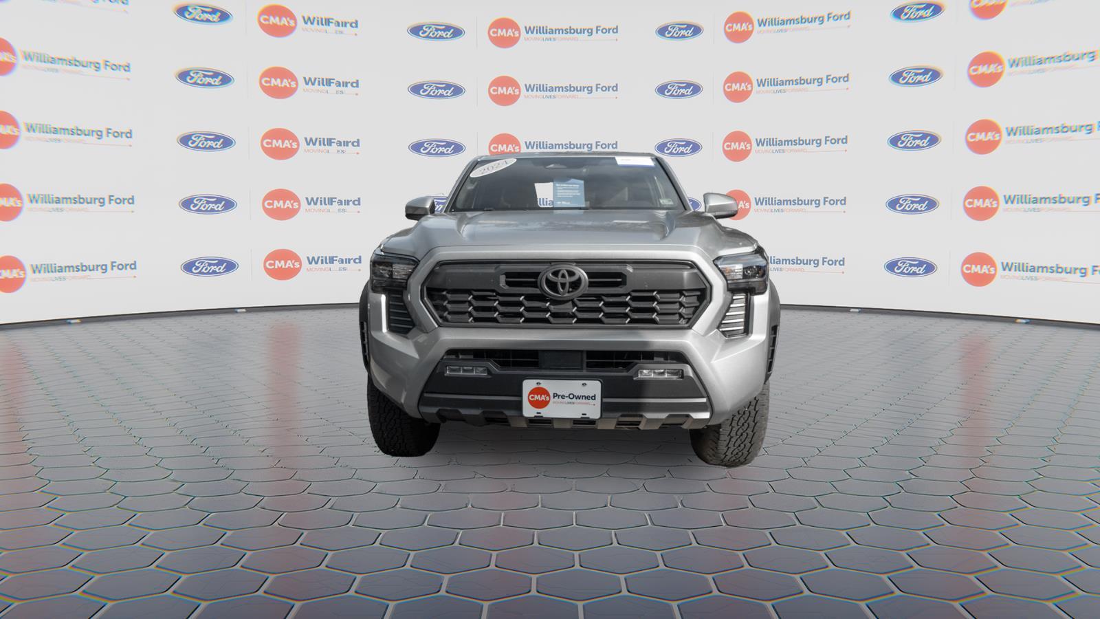 2024 Toyota Tacoma TRD Double Cab photo 2