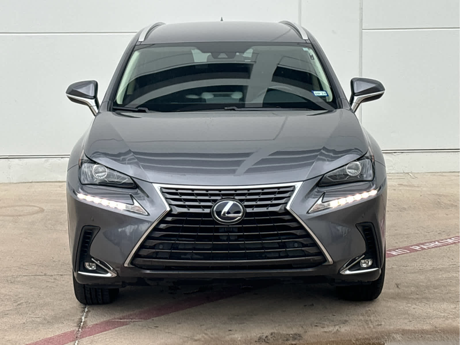 2021 Lexus NX 300h photo 2