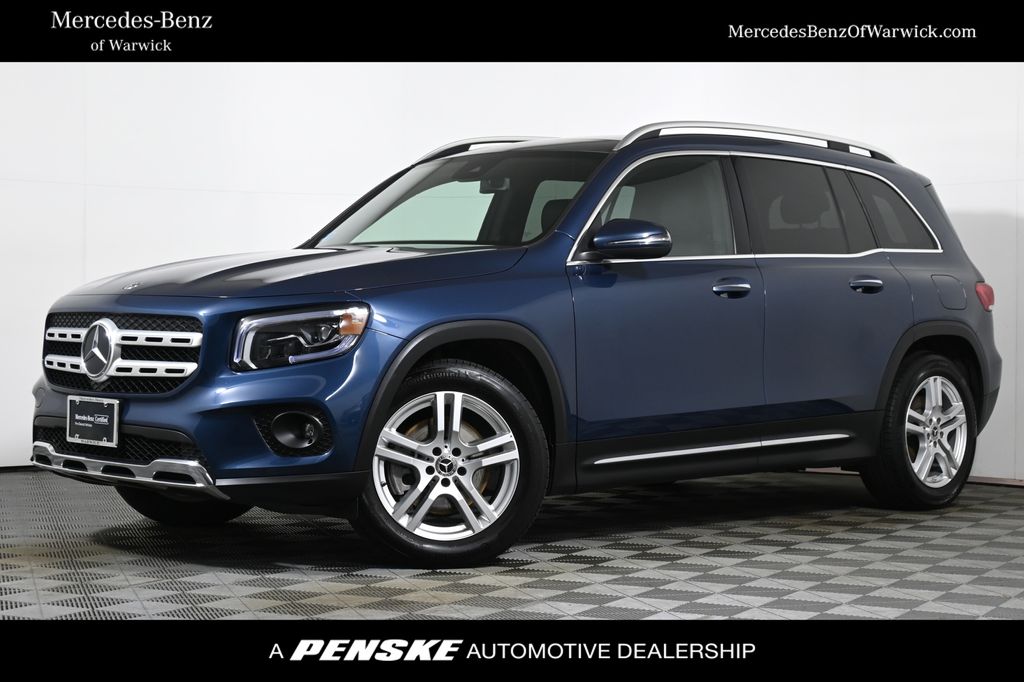 2022 Mercedes-Benz GLB Base's photo