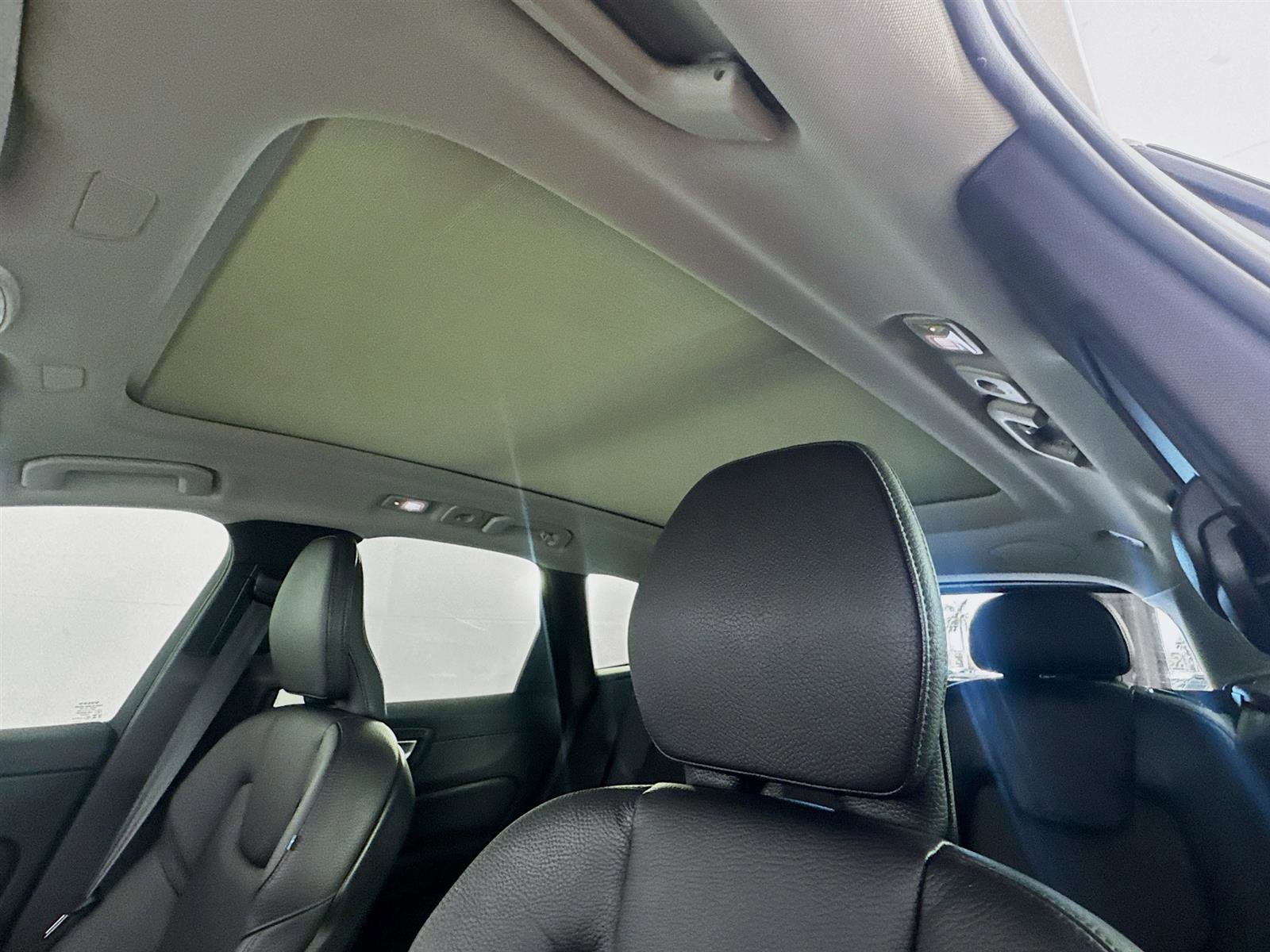 2023 Volvo XC60 B5 Plus photo 13