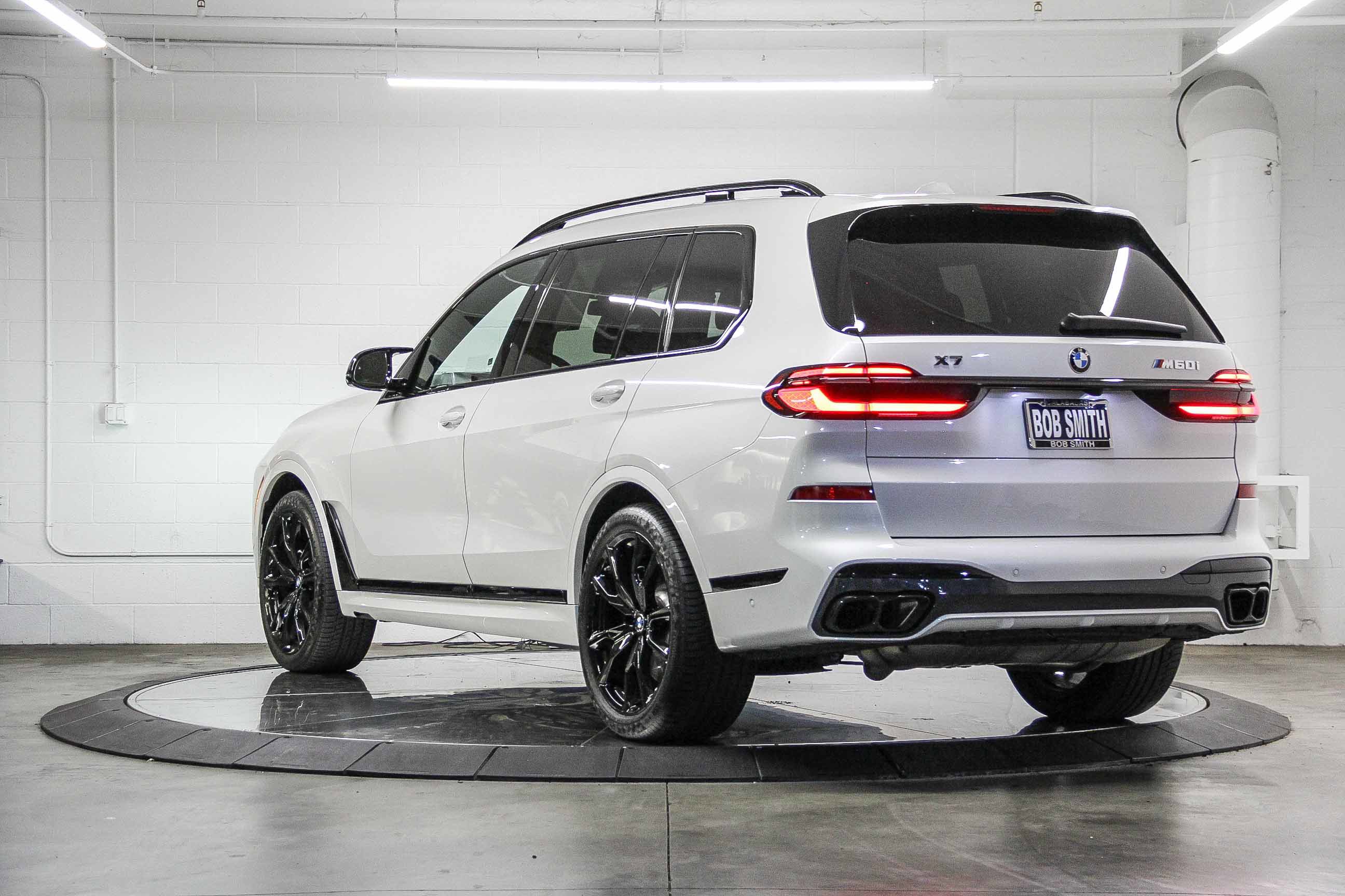 2025 Bmw X7 M60i photo 4