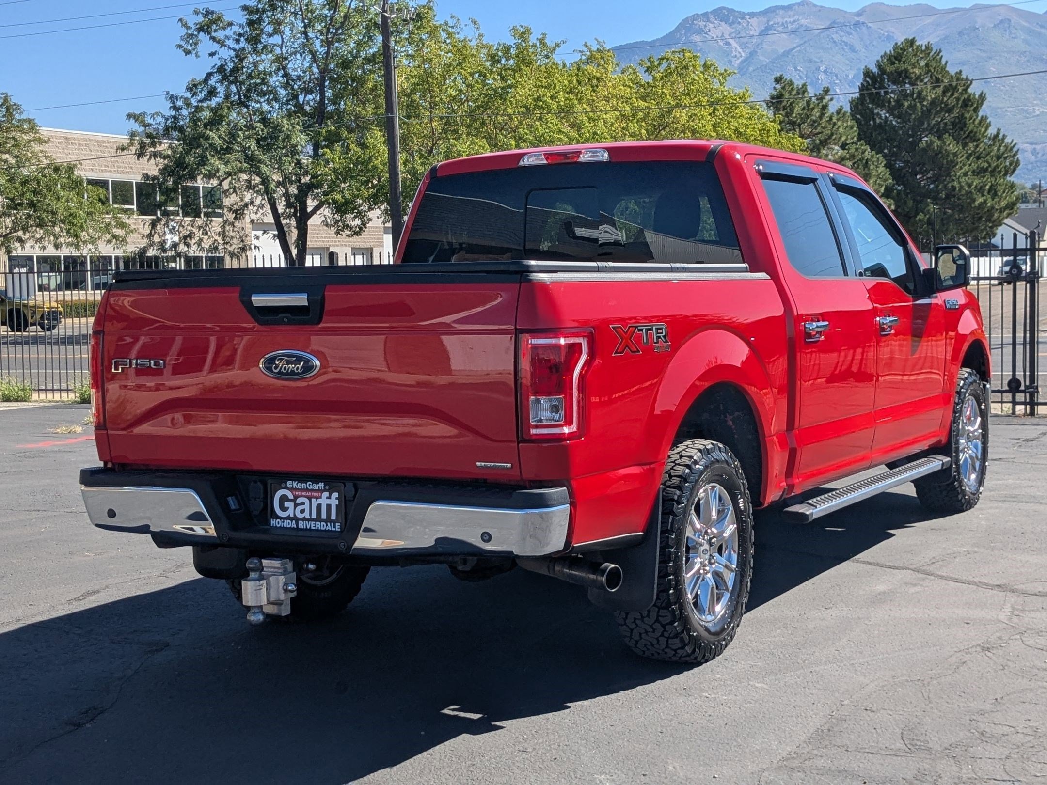 2015 Ford F-150 XLT photo 3