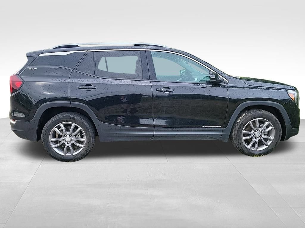 2024 Gmc Terrain SLT photo 3