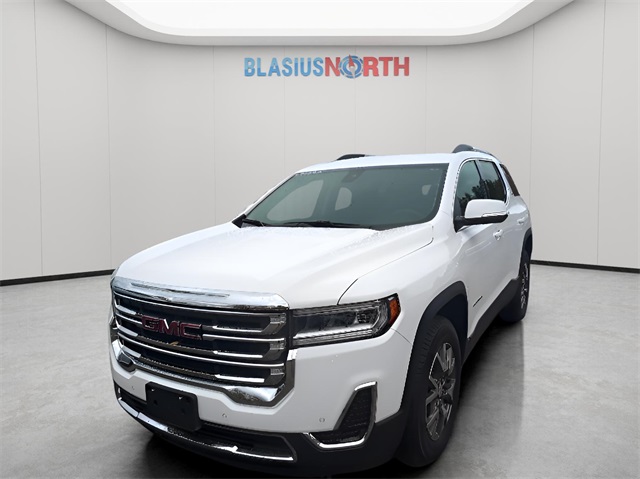 2023 GMC Acadia SLE's photo