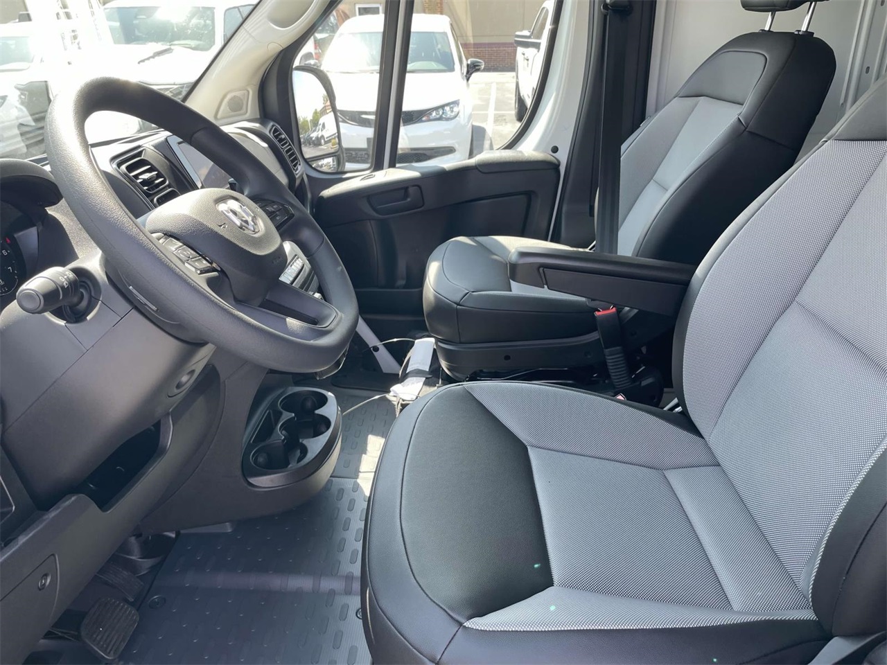 2025 Ram ProMaster 2500 photo 18
