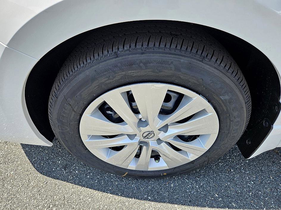 2025 Nissan Sentra S photo 18