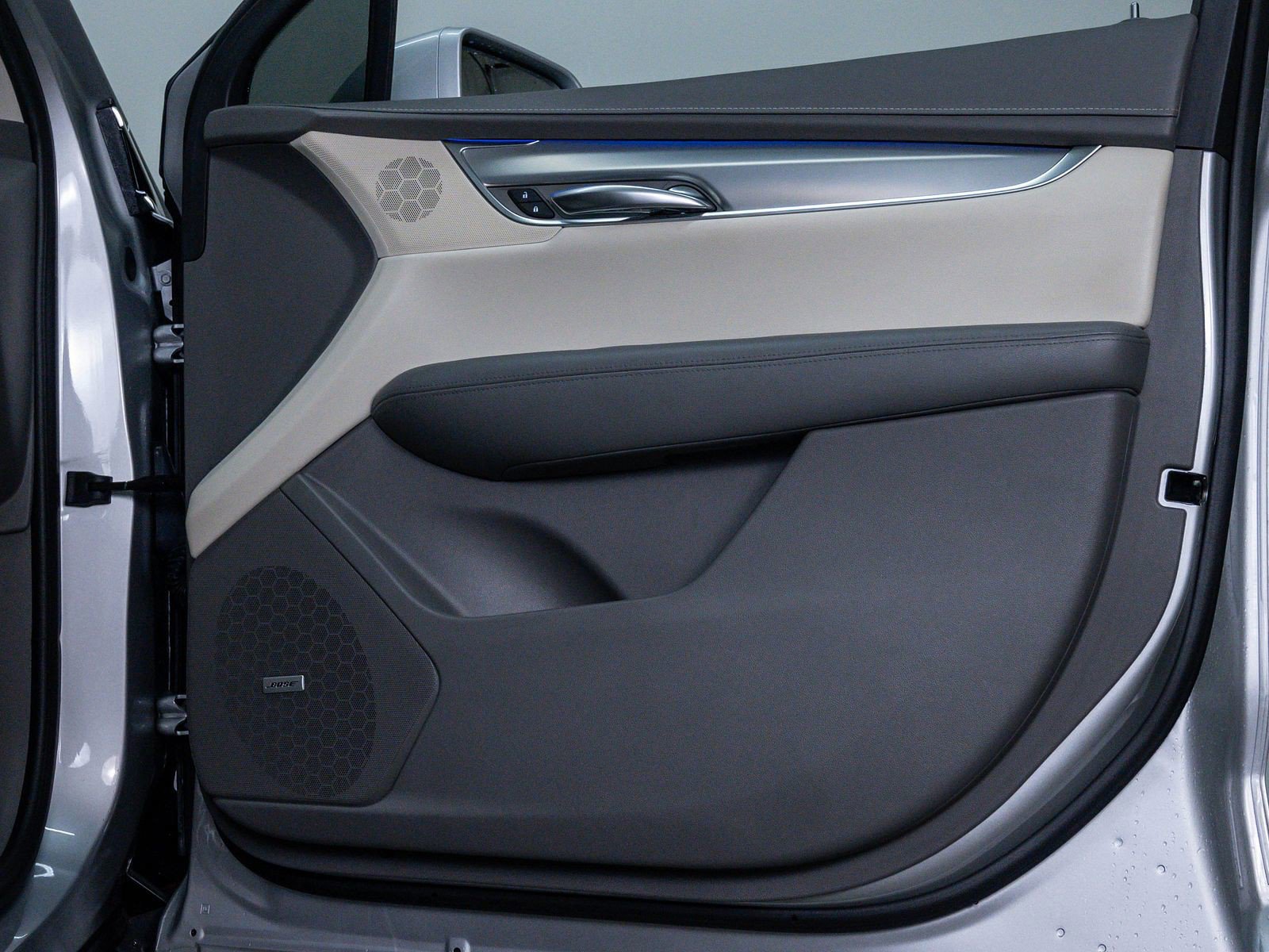 2018 Cadillac XT5 Premium Luxury photo 8