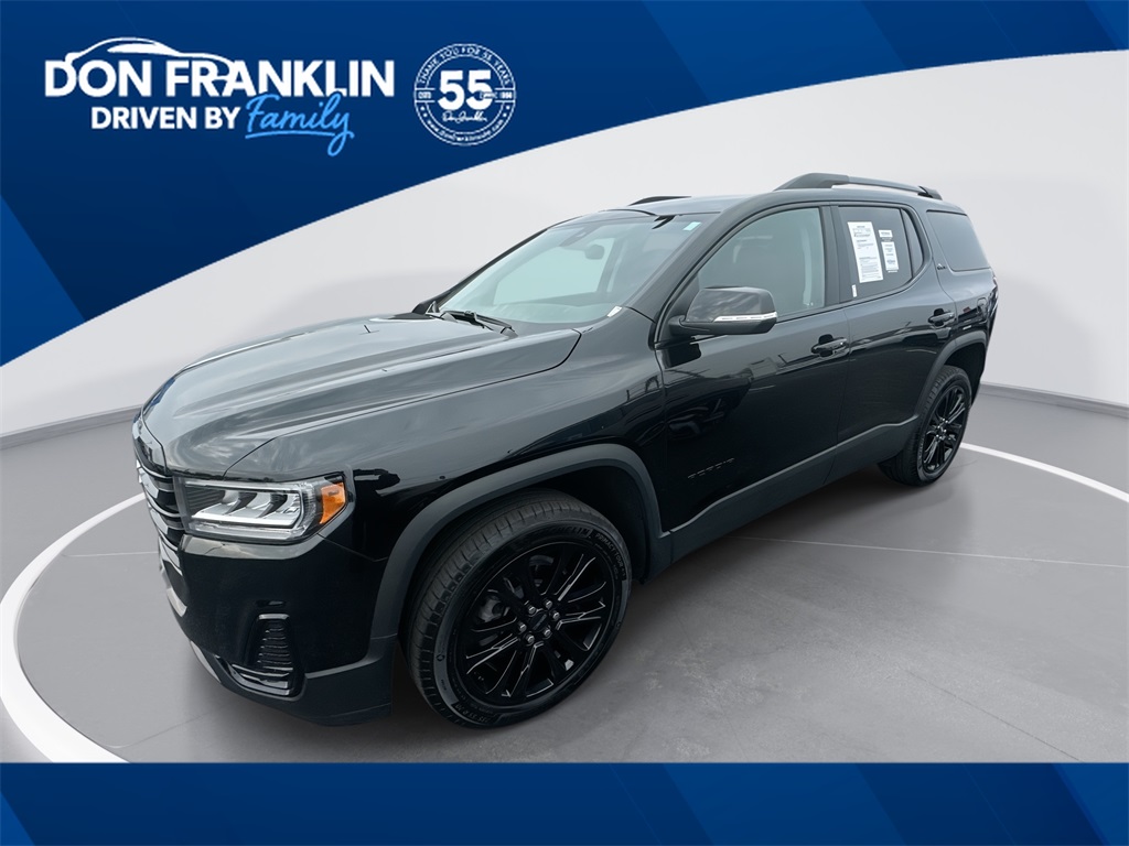 2023 GMC Acadia SLE's photo