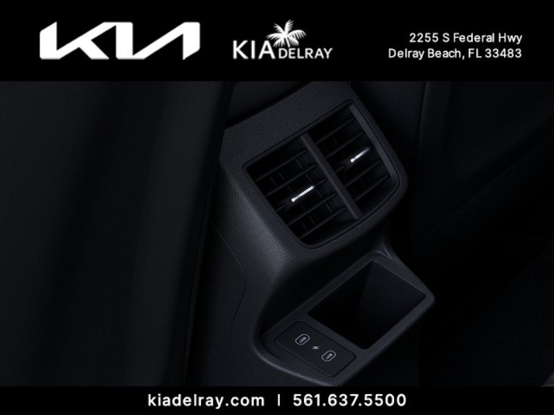 2025 Kia Seltos S photo 20