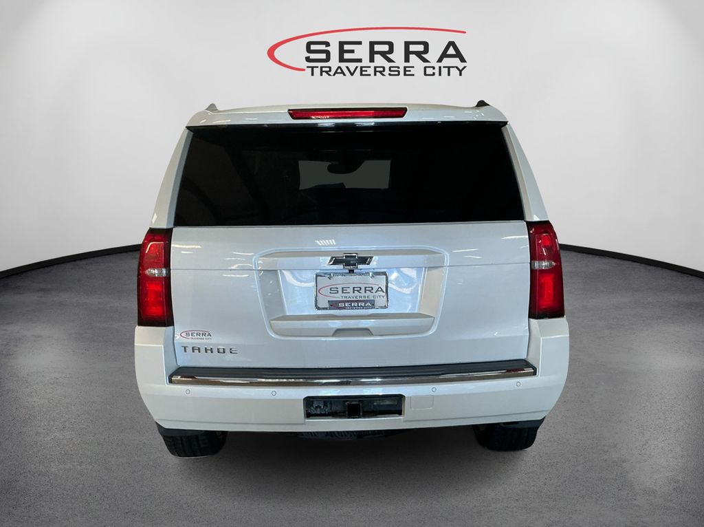 2016 Chevrolet Tahoe LTZ photo 3