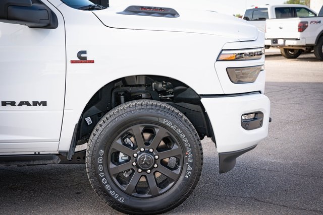 2025 Ram 3500 Laramie photo 5