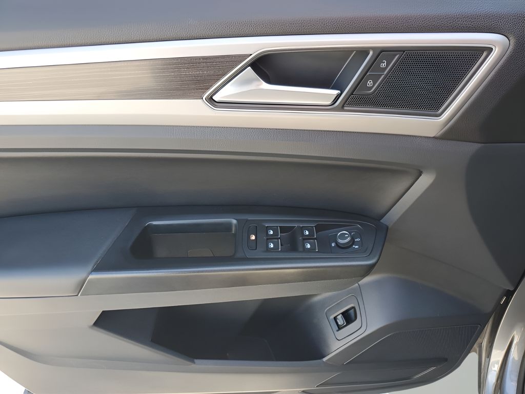 2019 Volkswagen Atlas V6 SEL photo 27