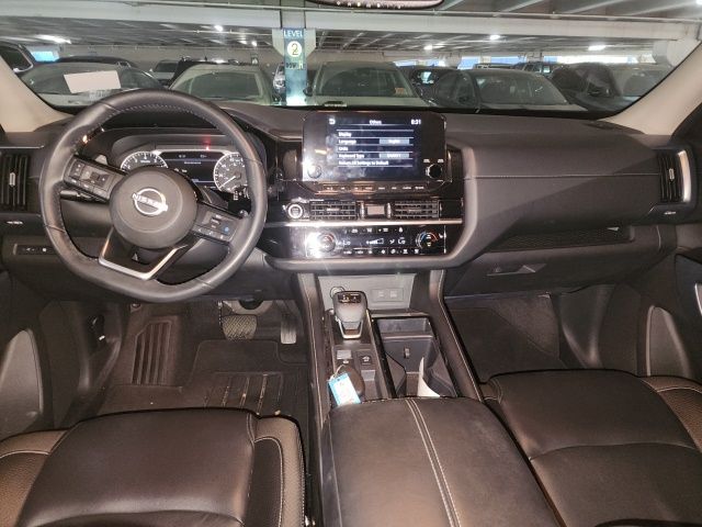 2022 Nissan Pathfinder SL photo 28