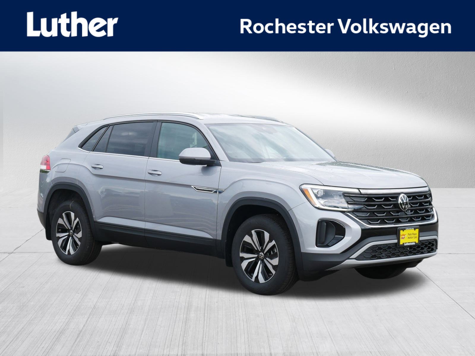 2025 Volkswagen Atlas Cross Sport SE's photo