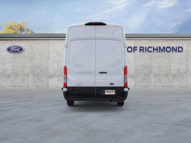 2025 Ford Transit photo 3